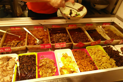 舌尖上的烟火气 圆西路小吃一条街美食漫游指南