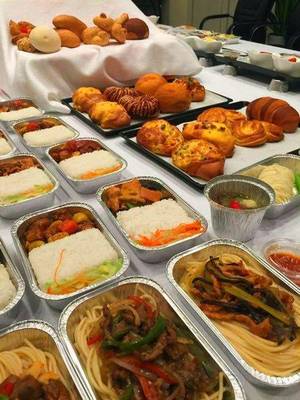 跳水泡菜跳上蓝天 成都航空推‘最成都’服务优化正餐体验